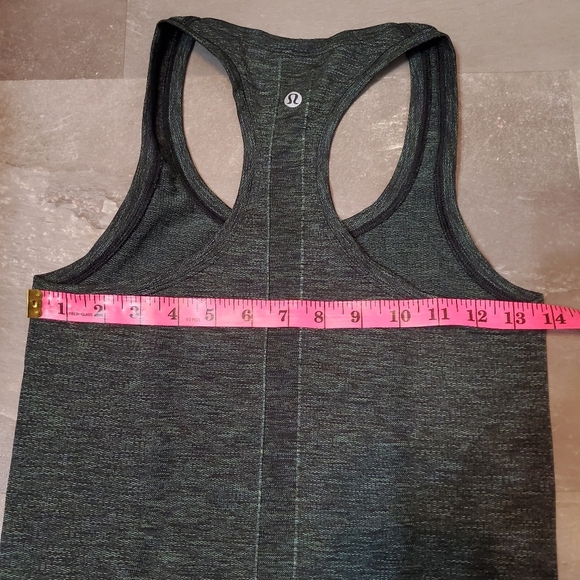 Lululemon Swiftly Speed Racerback. Heathered. Black, green, blue. Size 4. - Picture 9 of 10